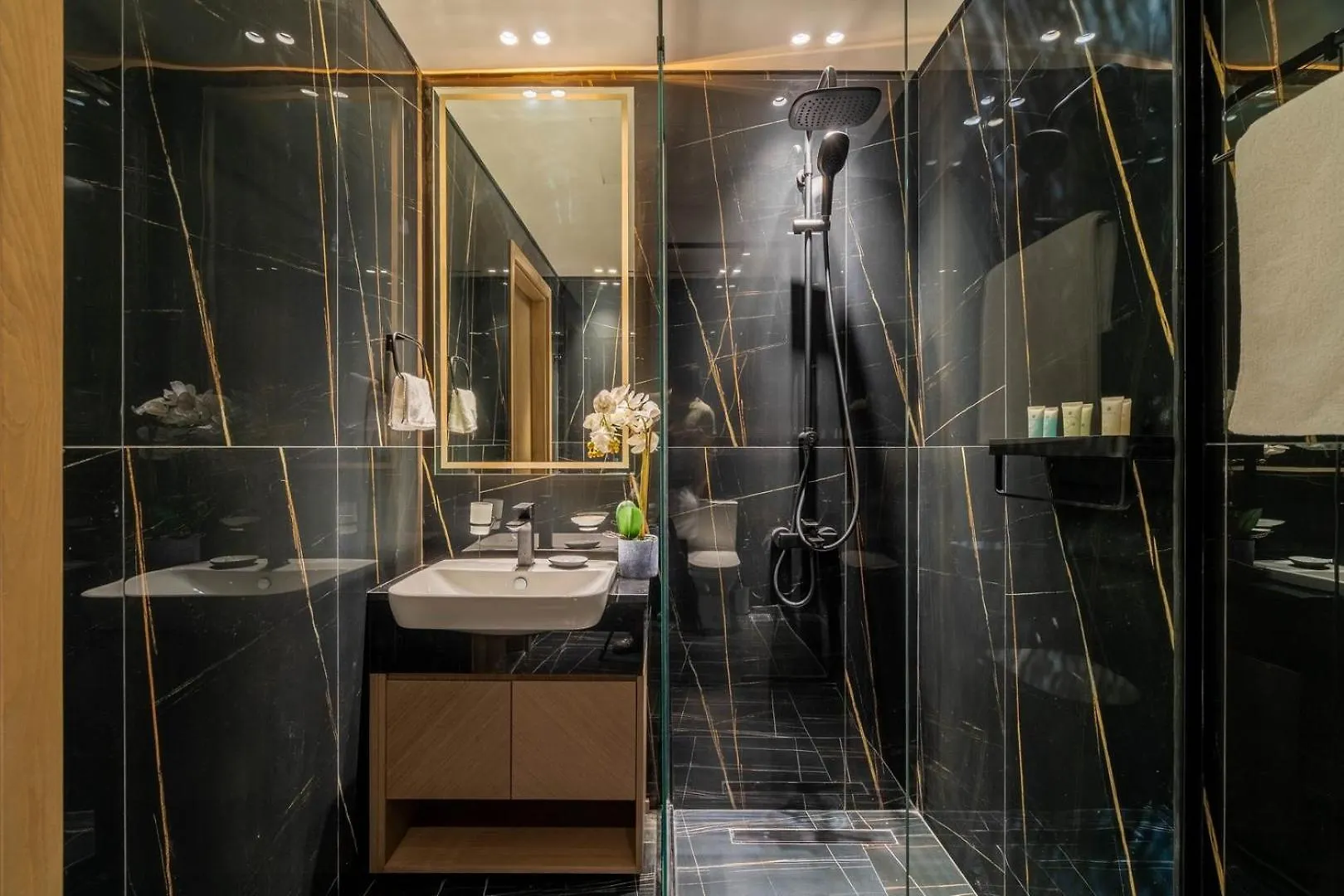 Guestready - Prestigious Stay At Binghatti Corner Dubai 0*,